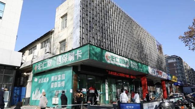 張店微商貨源地址電話，張店小商品批發(fā)市場(chǎng)？